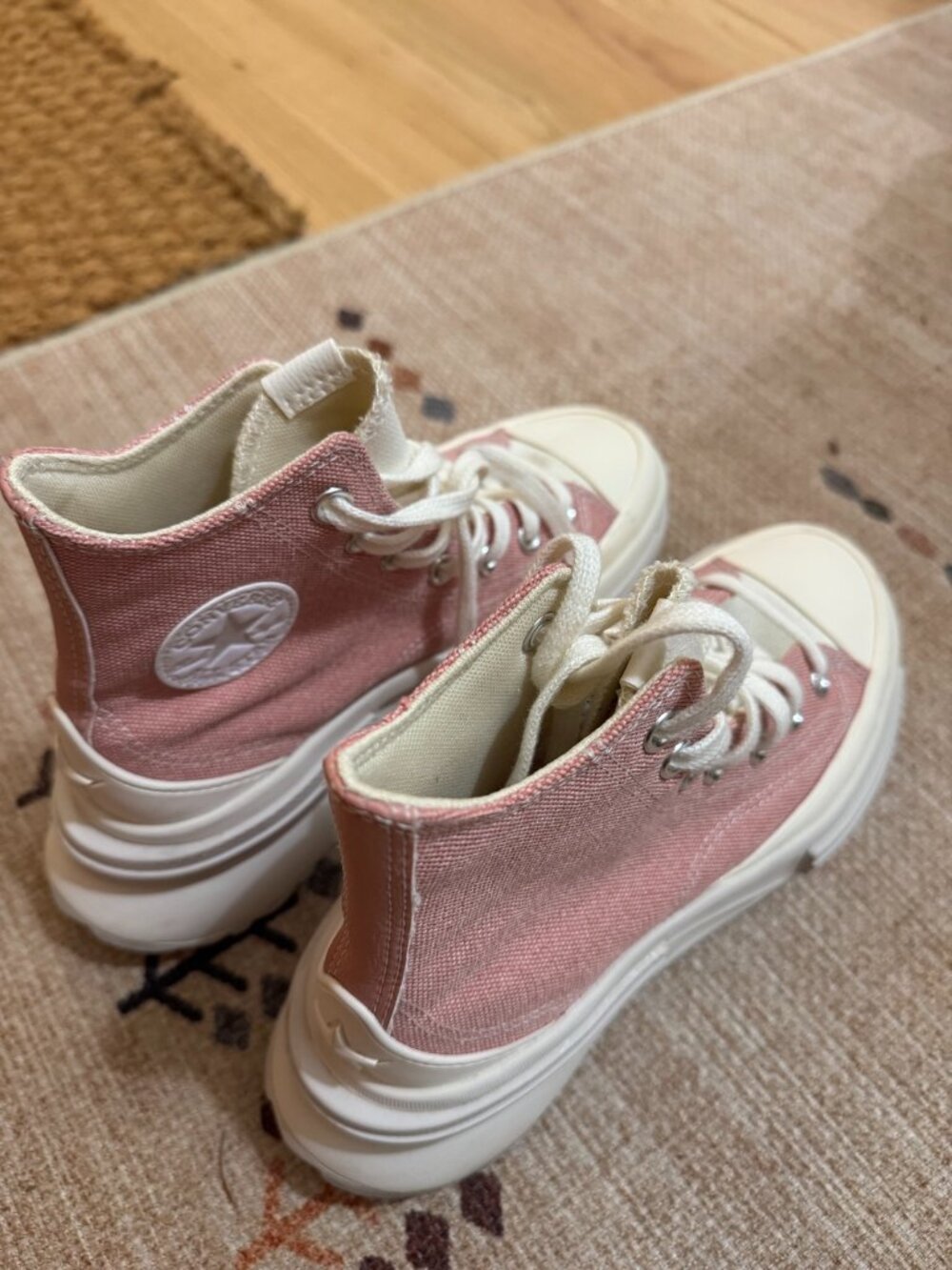 Converse Dusty Pink Platform High-Top Sneakers — Size US 6